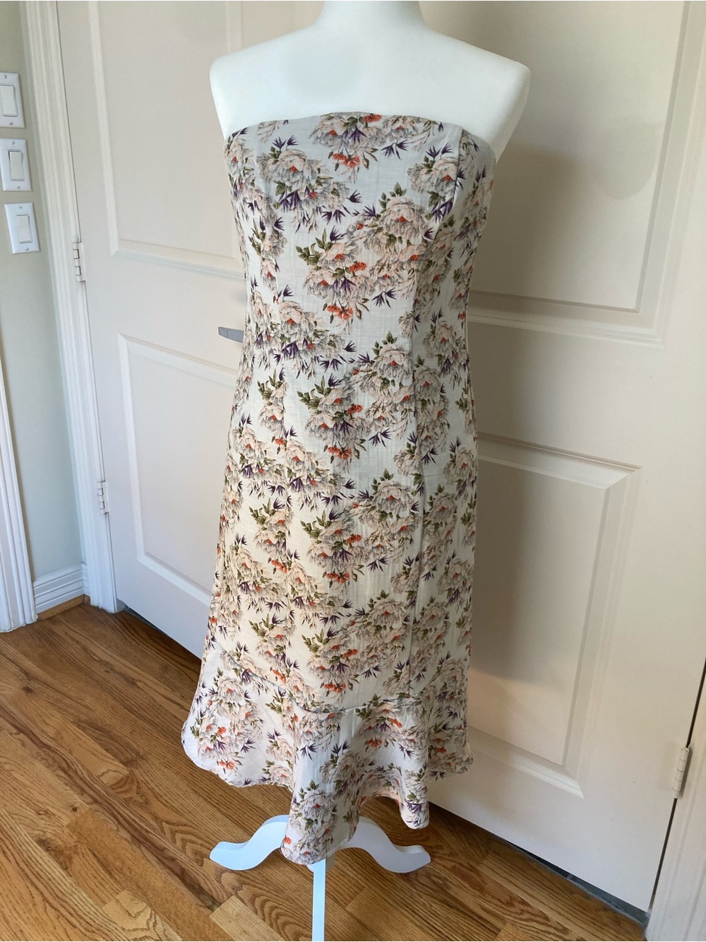 New York & Company Cream Floral Strapless Midi Dress